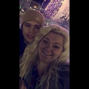 Meet your Posher, Stephanie